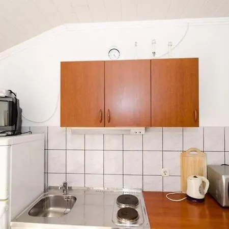Nikol Apartament *