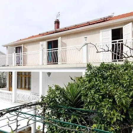 Apartman Nikol *